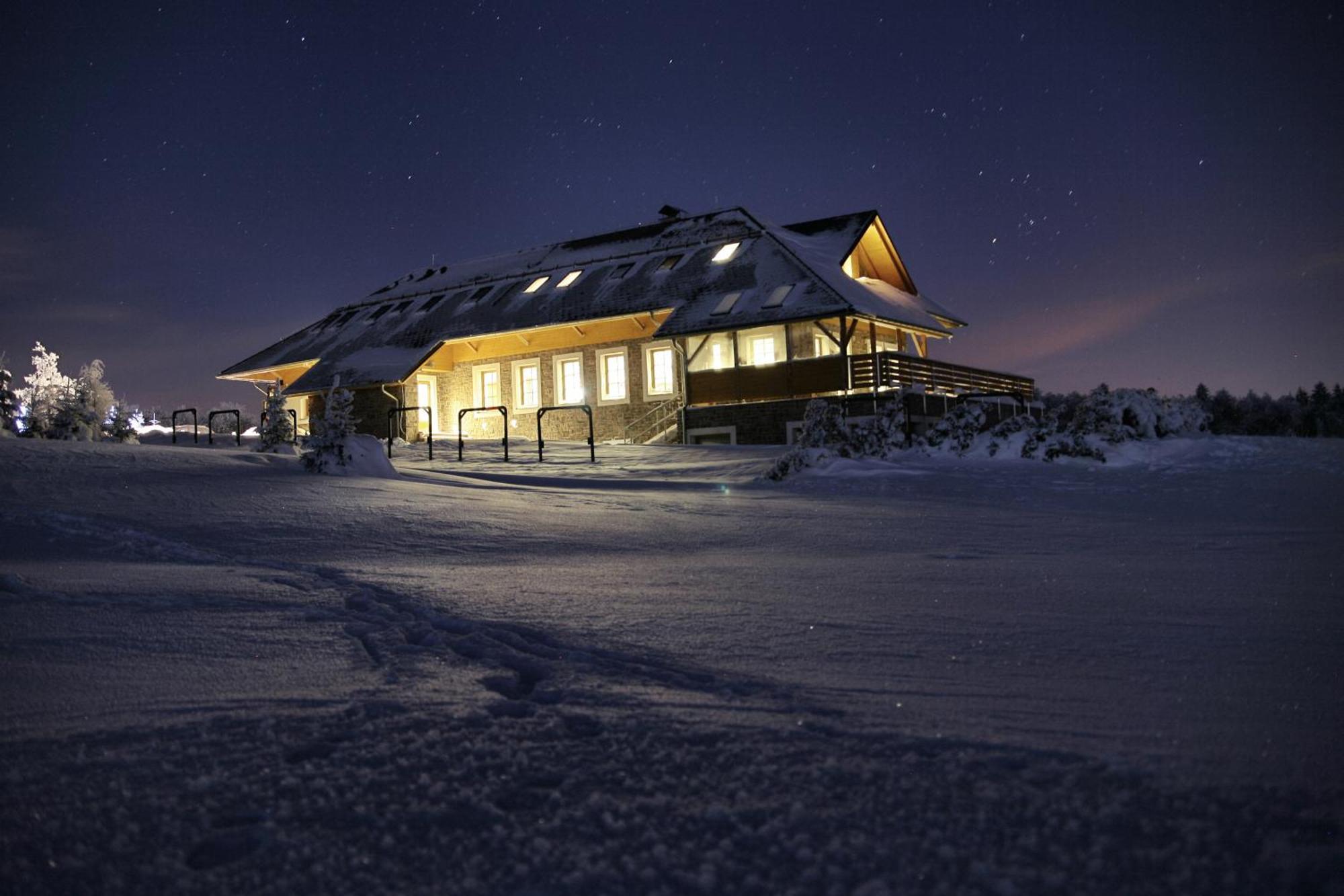 Hotel Krusnohorsky Dvur Cinovec Exterior photo